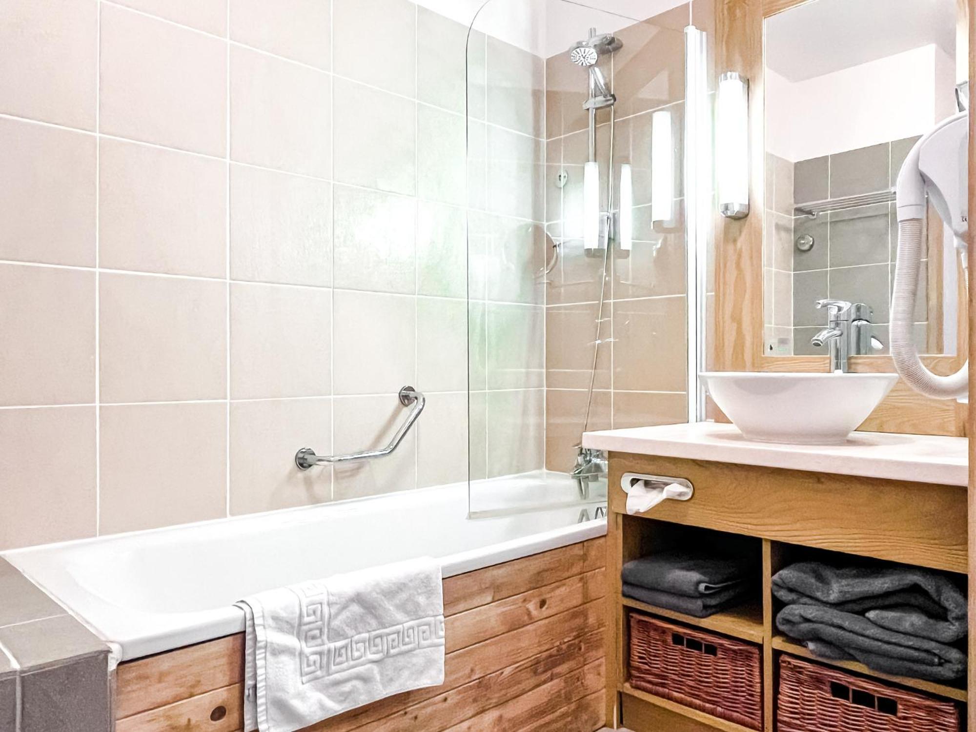 Large One-Bedroom Apartment, Wheelchair Adapted, Les Terrasses D'Eos Flaine Zewnętrze zdjęcie