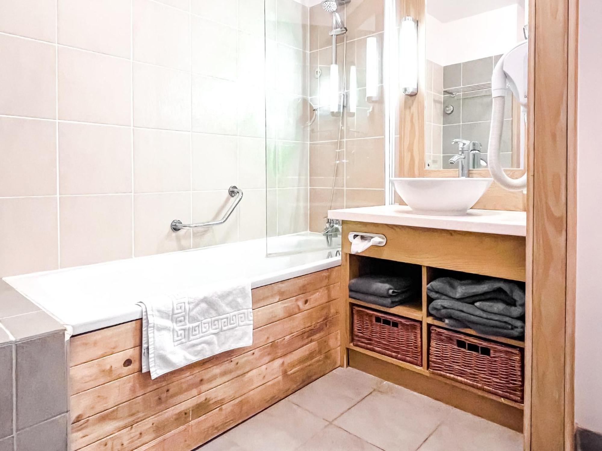 Large One-Bedroom Apartment, Wheelchair Adapted, Les Terrasses D'Eos Flaine Zewnętrze zdjęcie