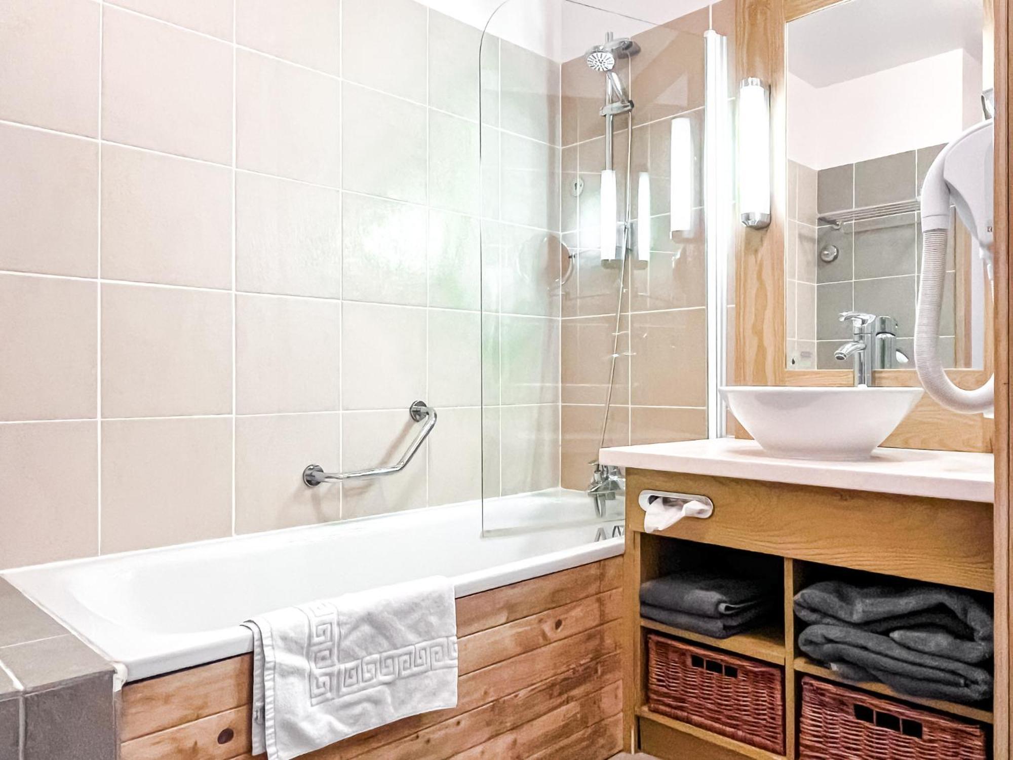 Large One-Bedroom Apartment, Wheelchair Adapted, Les Terrasses D'Eos Flaine Zewnętrze zdjęcie